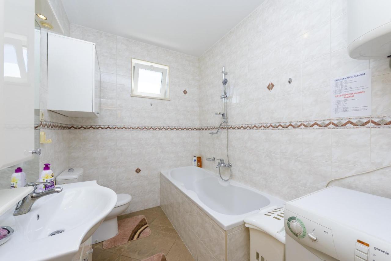 Apartment Tija Two Bedroom Apartment With Balcony And Partial Sea View Dubrownik Zewnętrze zdjęcie